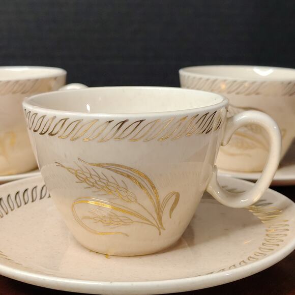 ROYAL CHINA 3 Sets of Gilded Wheat Tea Coffee Cups and Saucers 22 Kt. Gold Trim - Picture 1 of 10